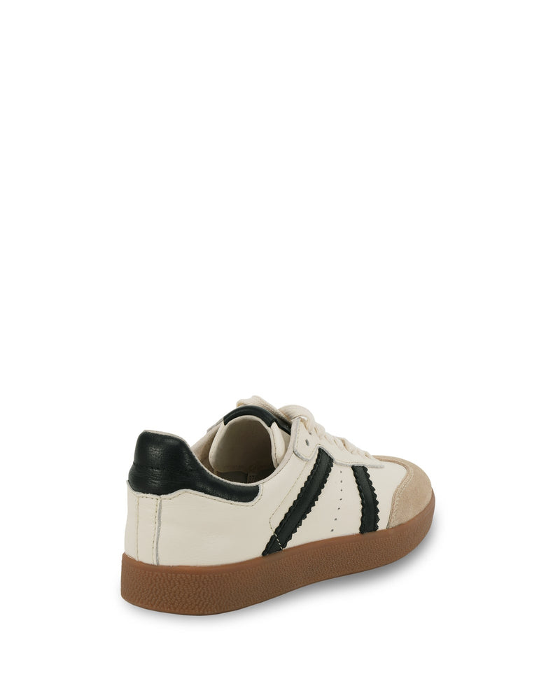 Alana Sneaker