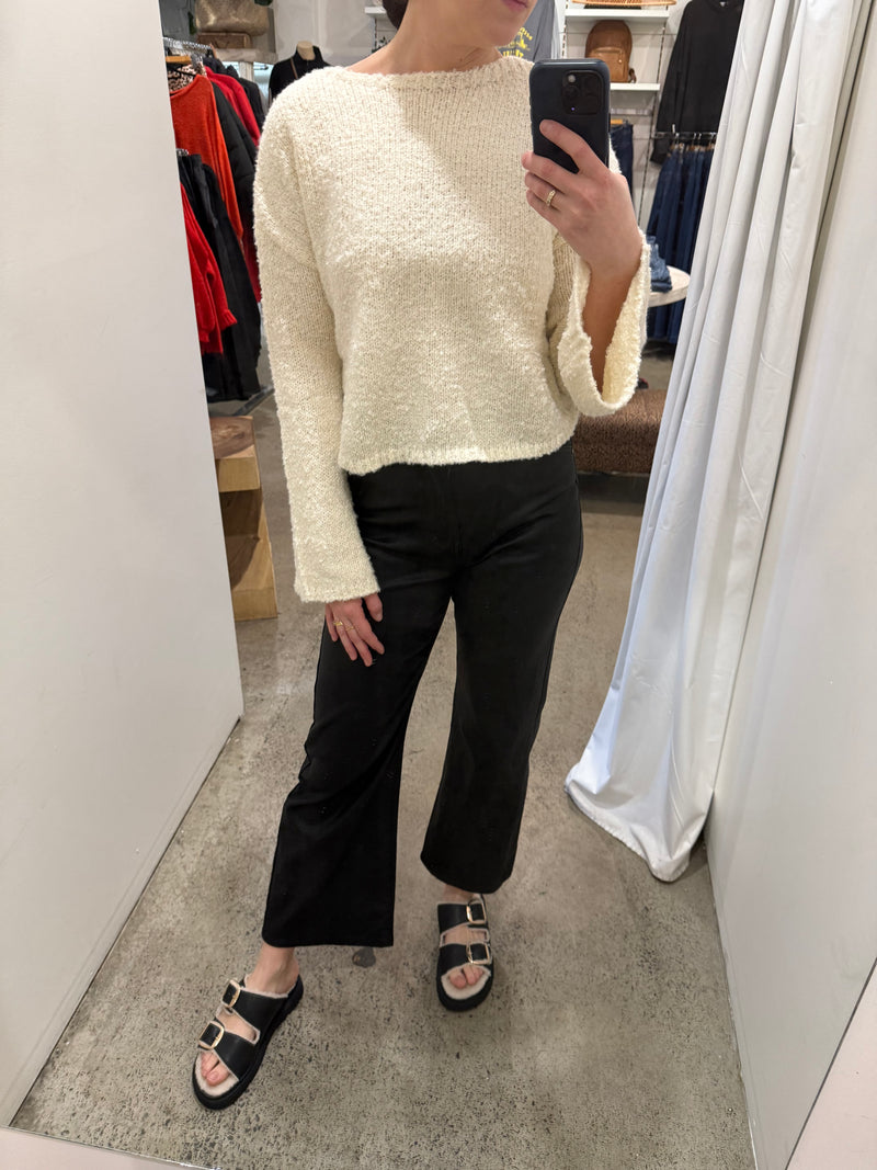 Crop Wax Gigi Jean