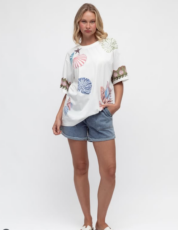 She Sells Seashells Tee