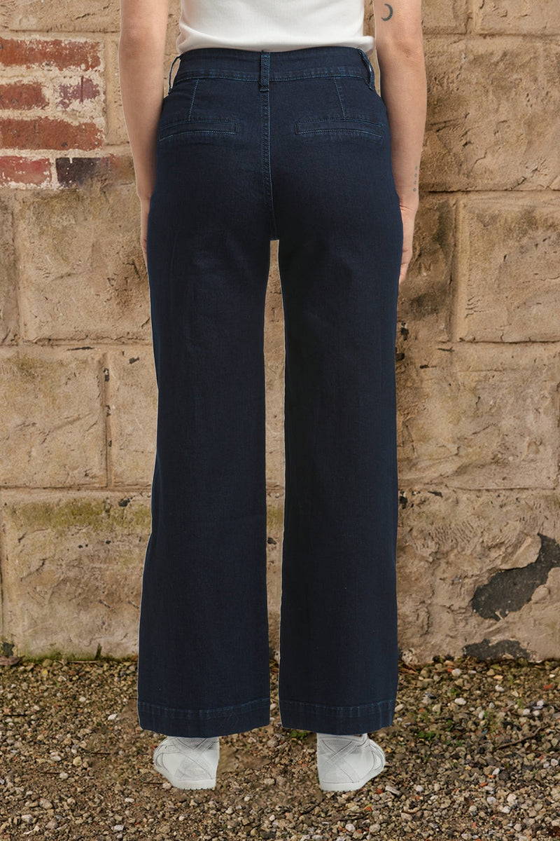 Louie 7/8th Jean